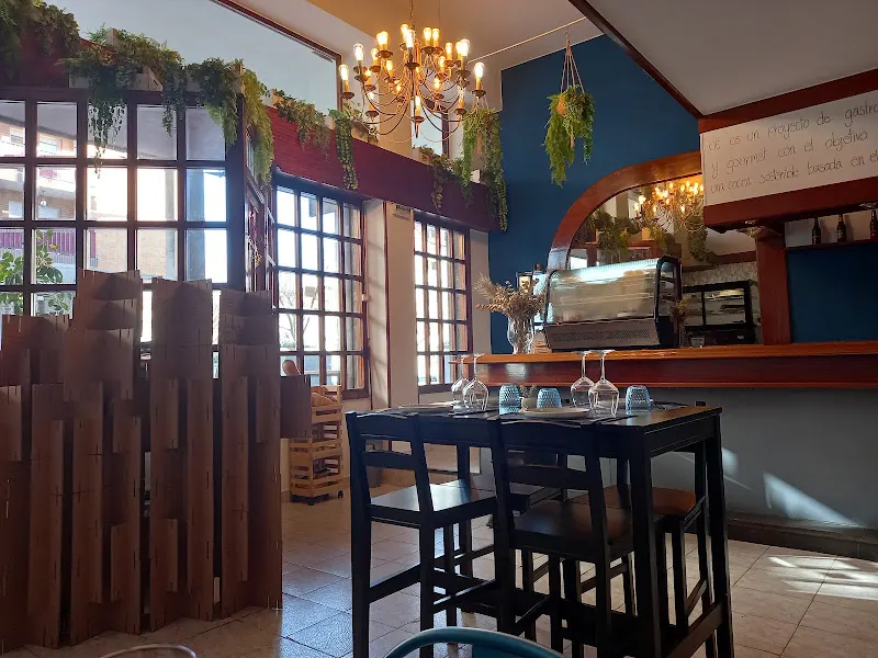 Oé bistró - Restaurante vegano en Leioa - foto 2