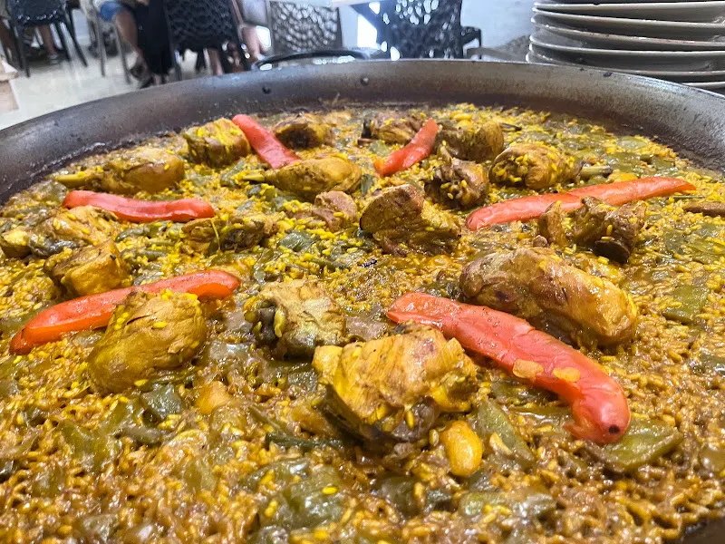 RAFEL Restaurant - Oliva