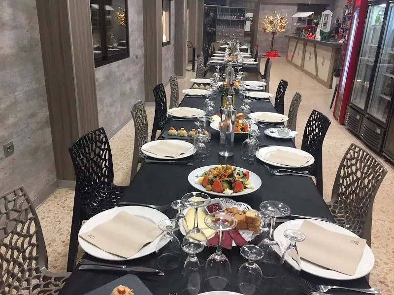 RAFEL Restaurant - Restaurante en Oliva - foto 2