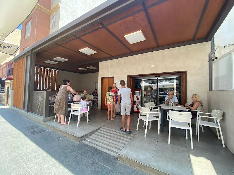 Mar Robles Restaurante - Bar de tapas en Almería - foto 2
