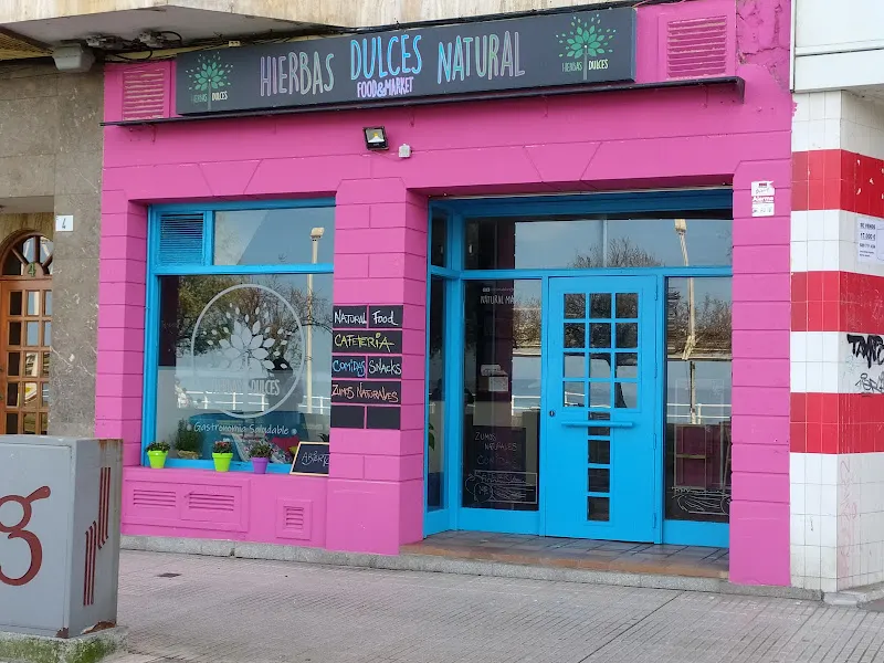 Hierbas dulces natural Gourmet - Restaurante vegano en Gijón - foto 2
