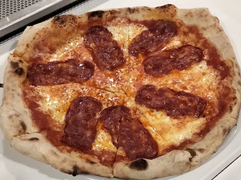 Pizzeria Restaurante ARTE PIZZA da Nicola . es - Pizzería en Villaviciosa de Odón - foto 3