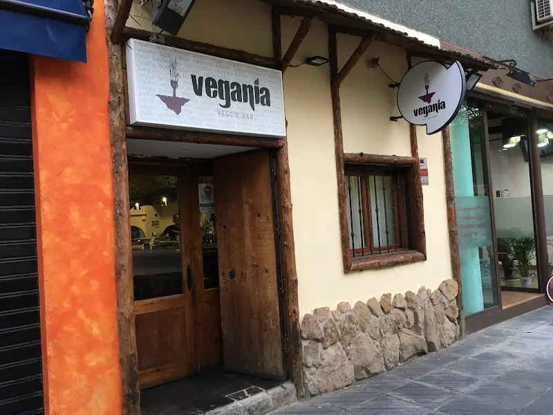 Vegania Veggie bar Alcorcón - Restaurante vegano en Alcorcón - foto 2