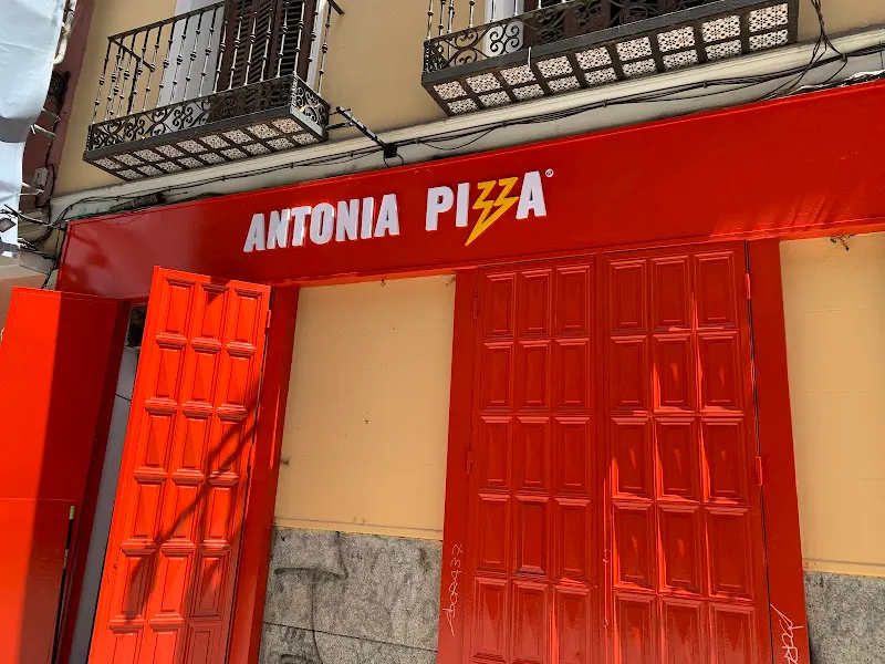 ANTONIA PIZZA - Pizza para llevar en Madrid - foto 2