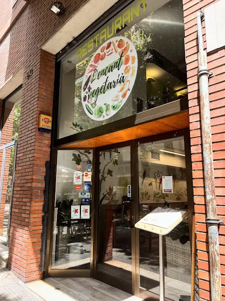 L'Encant Vegetarià - Restaurante vegetariano en Barcelona - foto 2