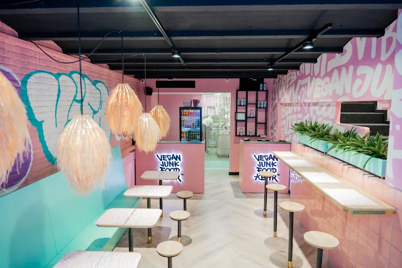 Vegan Junk Food Bar - Restaurante vegano en Barcelona - foto 2