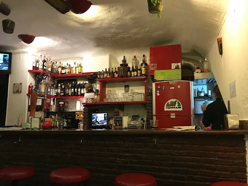 El Jergón - Bar de tapas en Granada - foto 2