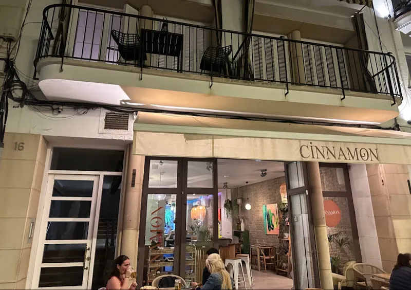 Cinnamon - Sitges