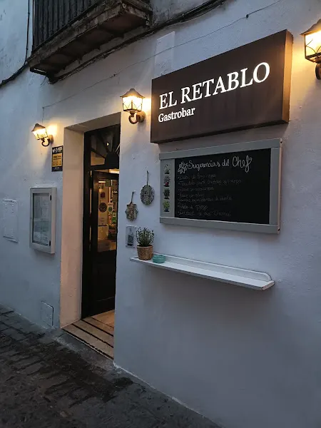 Gastrobar El Retablo - Restaurante en Arcos de la Frontera - Restaurante en Arcos de la Frontera - foto 3