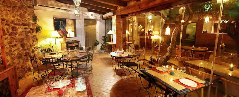 El Jardín del Califa - Restaurante marroquí en Barbate - foto 2