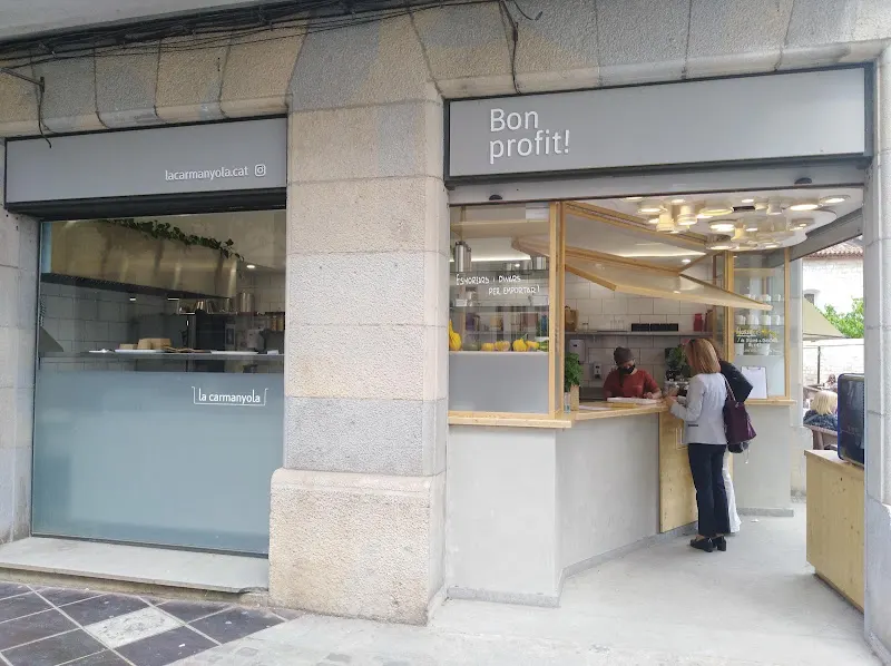 La Carmanyola - Restaurante vegetariano en Girona - foto 2