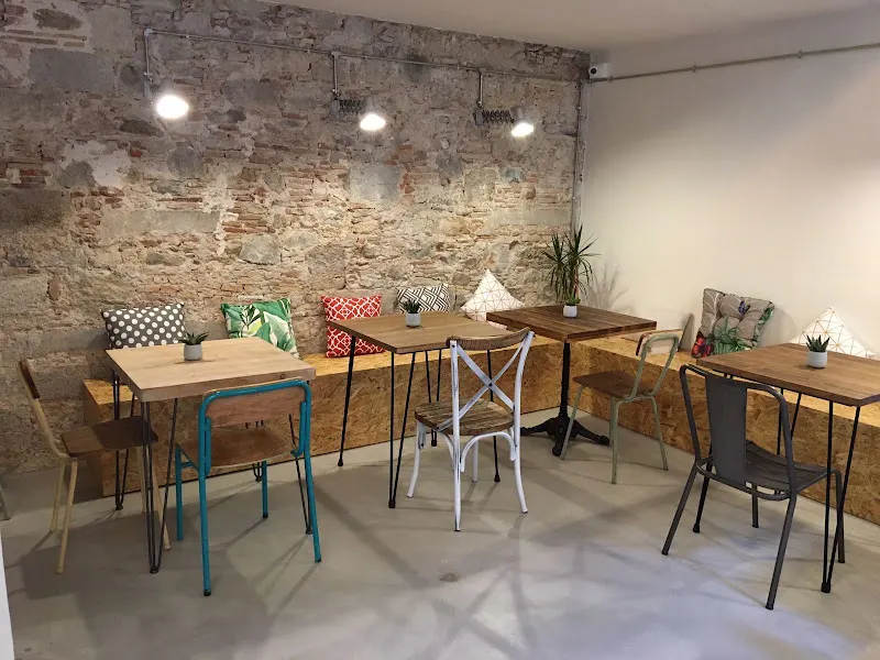 OM Restaurant vegà - Restaurante vegano en Girona - foto 2