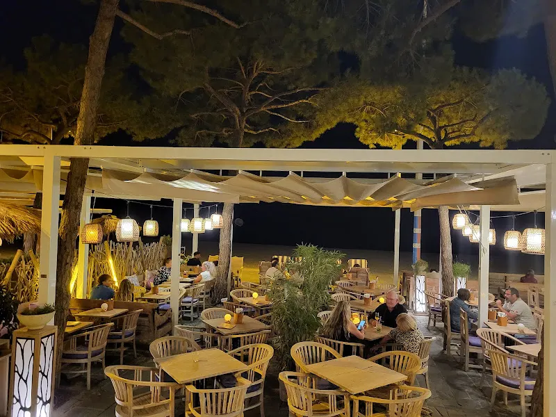 Friends Bar Restaurant - Castell-Platja d'Aro
