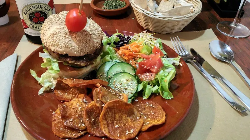 Es Viu Vegetarià i Vins