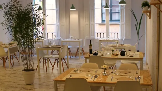 EL VERGEL VEGGIE RESTAURANT - Restaurante vegano en Tarragona - foto 2