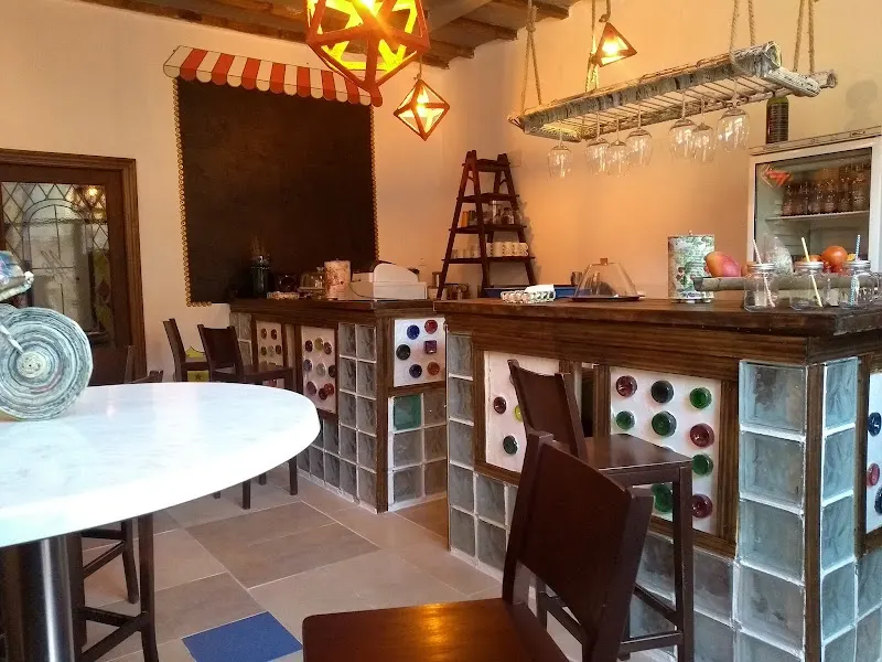 El Mundo en Una Arepa - Restaurante vegetariano en Montejo de la Sierra - foto 2