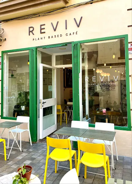 REVIV CAFÉ - Restaurante vegano en Málaga - foto 2
