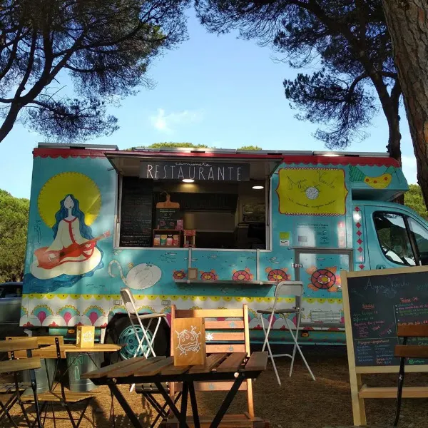 AguaViento WaterWind, La Camioneta Restaurante Eco Vegana - Restaurante vegetariano en Marbella - foto 2