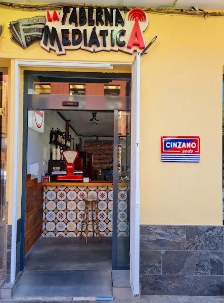 La Taberna Mediática - Restaurante en Águilas - foto 2