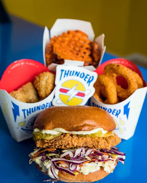 THUNDER Vegan Vallekas