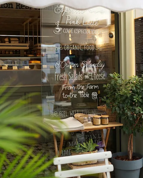 Biomio organic breakfast & brunch - Restaurante de brunch en Sevilla - foto 2