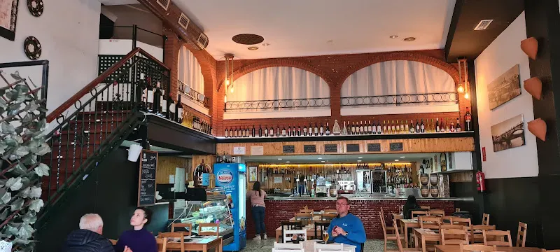 Bodega La Niña L´Antonio - Restaurante en Camas - foto 2