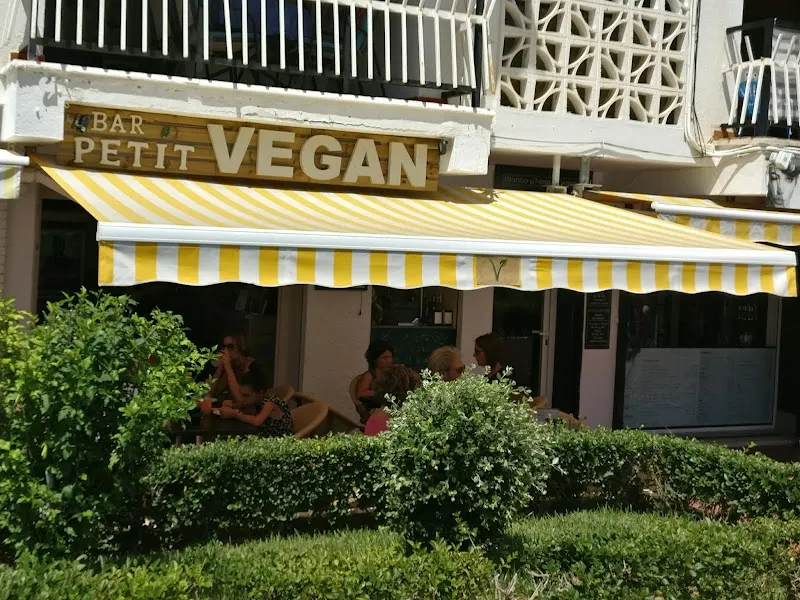 Petit Vegan - Restaurante vegano en Cambrils - foto 2