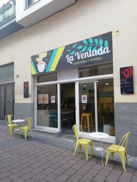 Cafeteria Pastisseria Vegana La Ventada - Cafetería en El Vendrell - foto 2