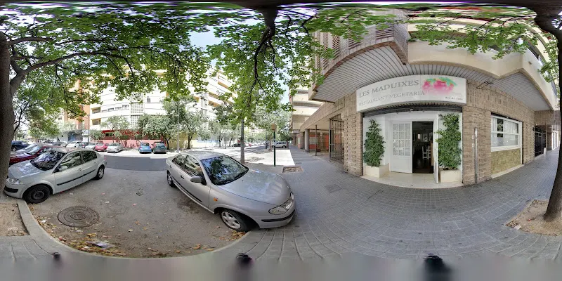 Les Maduixes - Restaurante vegetariano en Valencia - foto 2