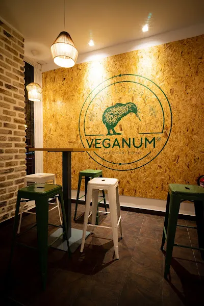 Veganum - Restaurante vegano en Valencia - foto 2