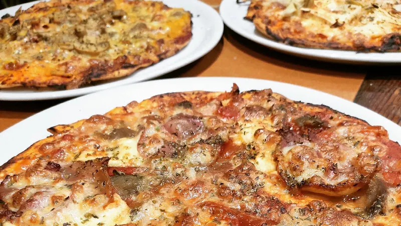 Neruca - Pizzería en Badalona - foto 3