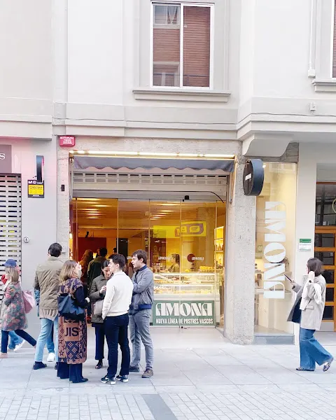 AMONA Basque Vegan Food - Cafetería en Pamplona - foto 2