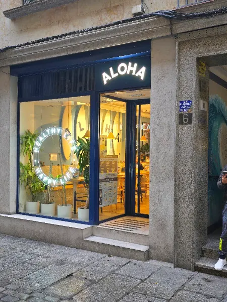 ALOHA Salamanca - Poké, ensaladas, wraps & comida saludable - Restaurante de comida rápida en Salamanca - foto 2
