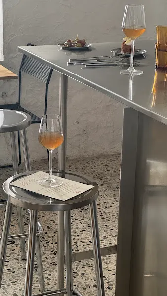 Grasa wine bar - Restaurante en Barcelona - foto 2