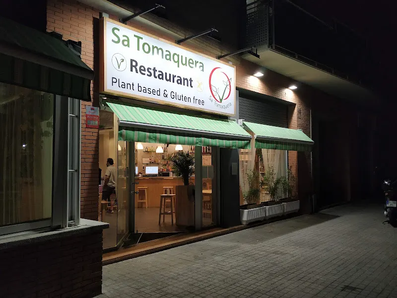 Sa Tomaquera - Restaurante vegano en Blanes - foto 2