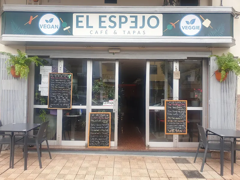 Bar El Espejo 💚 - Restaurante vegano en Los Llanos de Aridane - foto 2