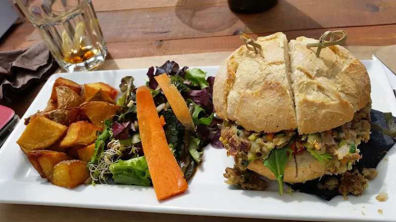 Madre Tierra - Restaurante vegetariano en Benicàssim - foto 3