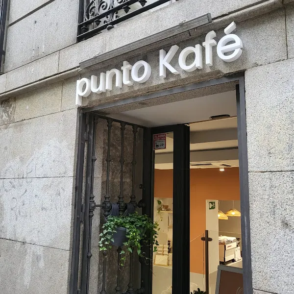 punto Kafé - Cafetería de Especialidad - Cafetería en Madrid - foto 2