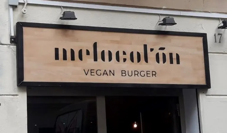 Melocotón Vegan Burger - Restaurante en Barcelona - foto 2