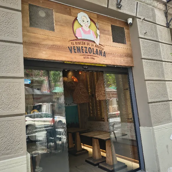 El Rincón de la Abuela Venezolana - Restaurante venezolano en Barcelona - foto 3
