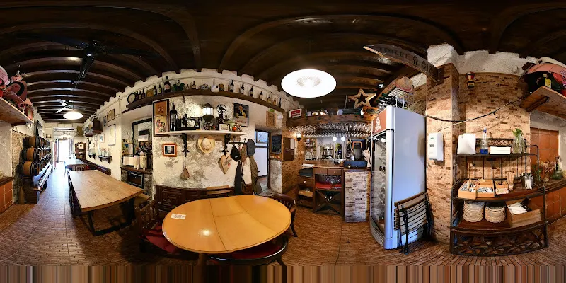 Casa de Vinos La Odisea - Málaga