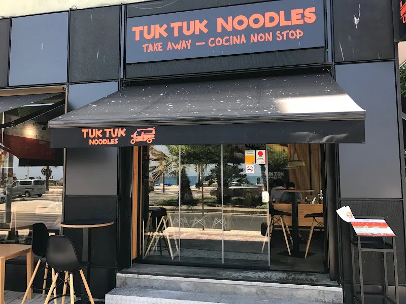 Toc Toc Noodles by Tuk Tuk (Huelin) - Restaurante chino en Málaga - foto 2