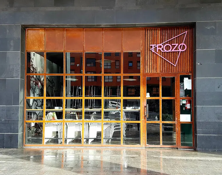 Pizzeria Trozo - Pizzería en Bilbao - foto 2