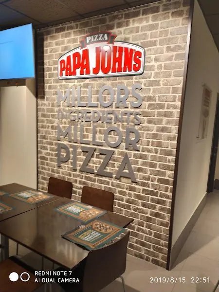 Papa Johns Pizza