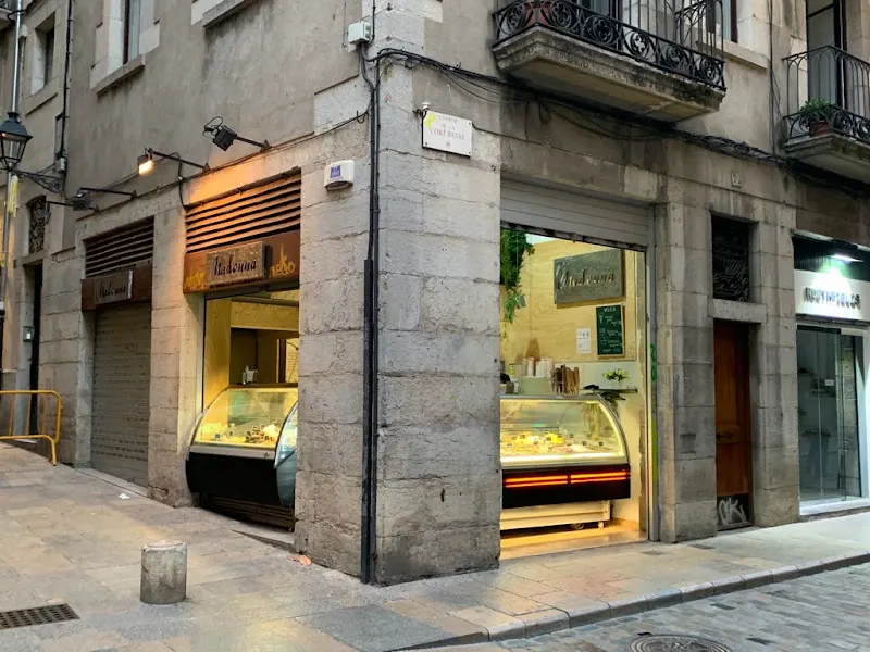 Madonna Vegan Girona - Heladería en Girona - foto 2
