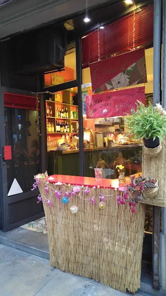 Carmesí - Cocina Fusión, Tapas. Opciones sin gluten y vegetarianas.